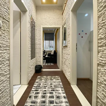 Charm * سراييفو